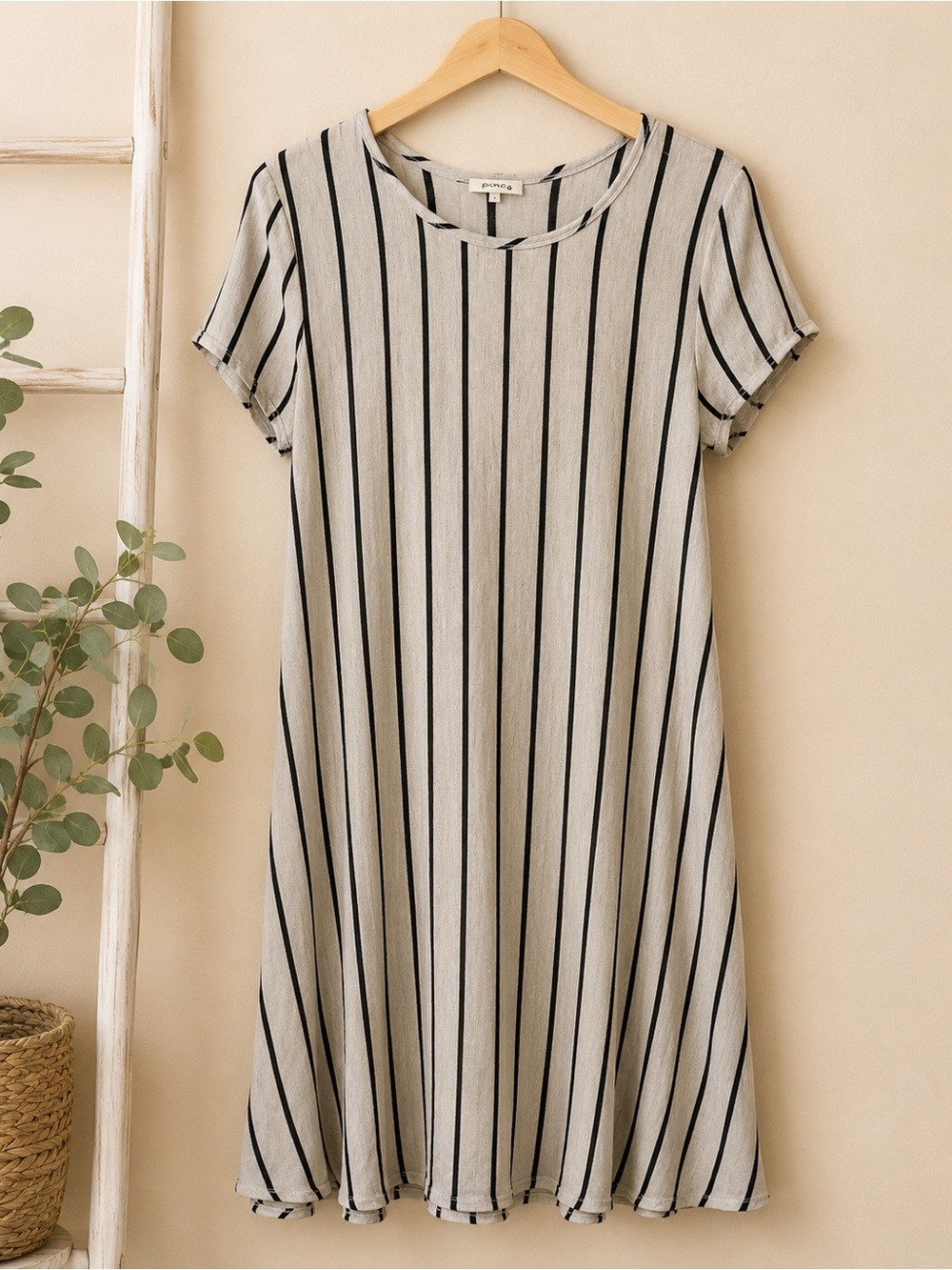 Beige & Black Vertical Stripe Swing Dress | Short Sleeve | Size L